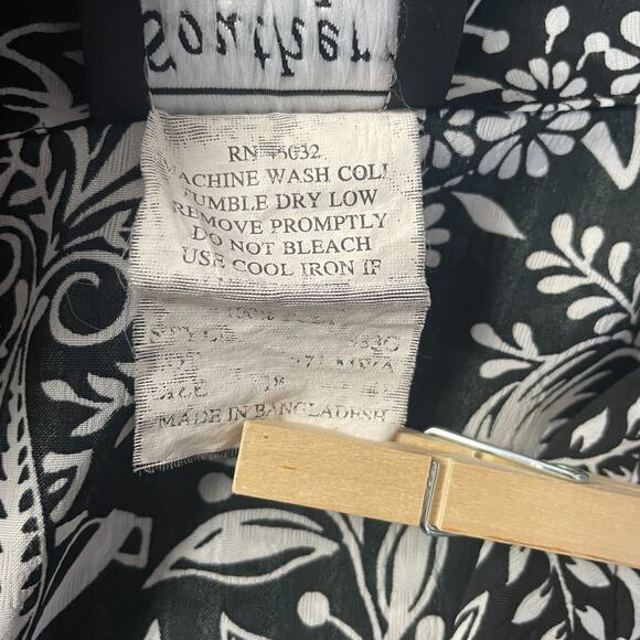 Casual Top Plus Size 18 Black White Floral Button Up Short Sleeve Boho Tropical - Picture 10 of 12